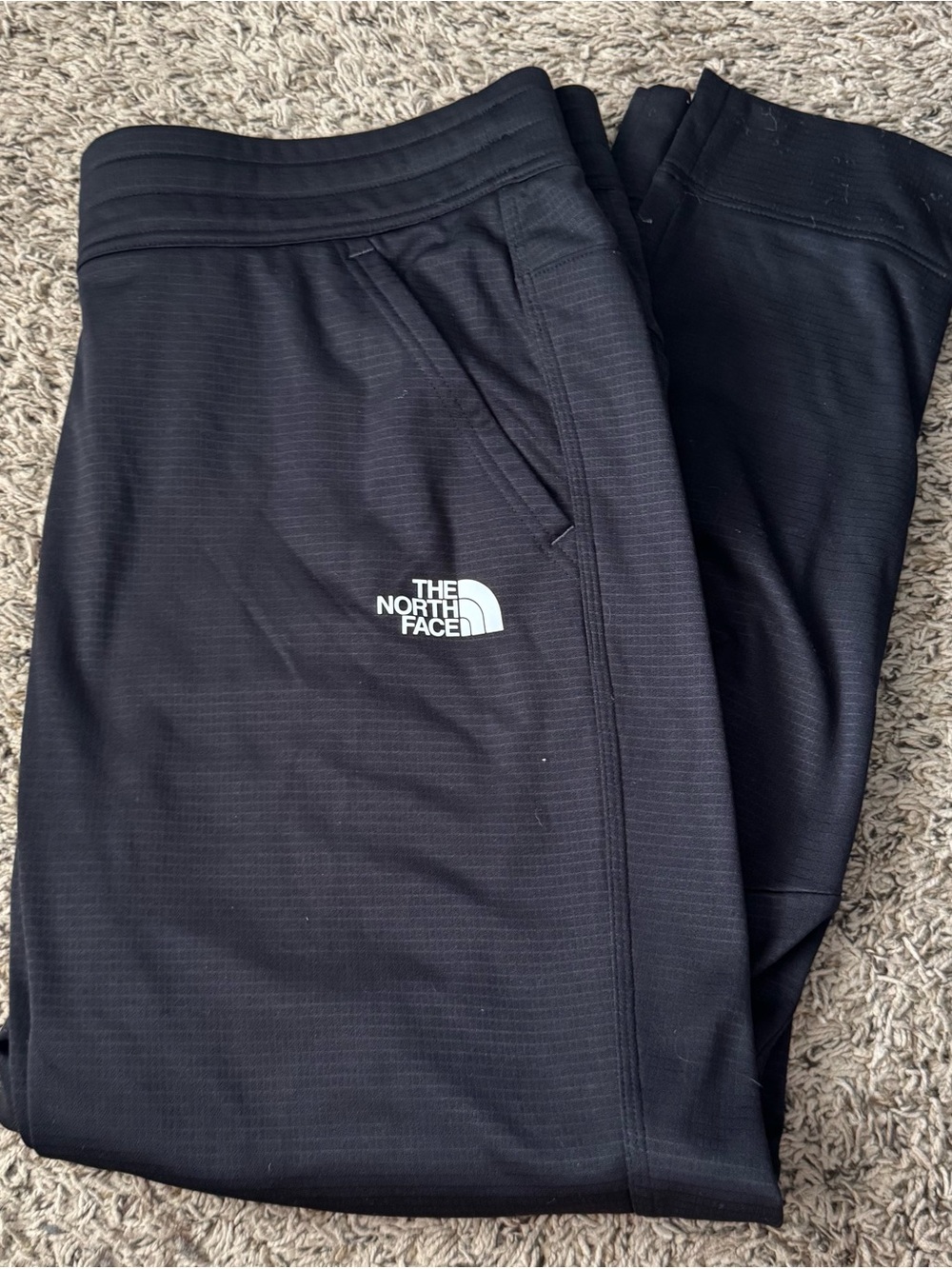 The North Face Black Men’s Lightweight Jogger Pants - size XL